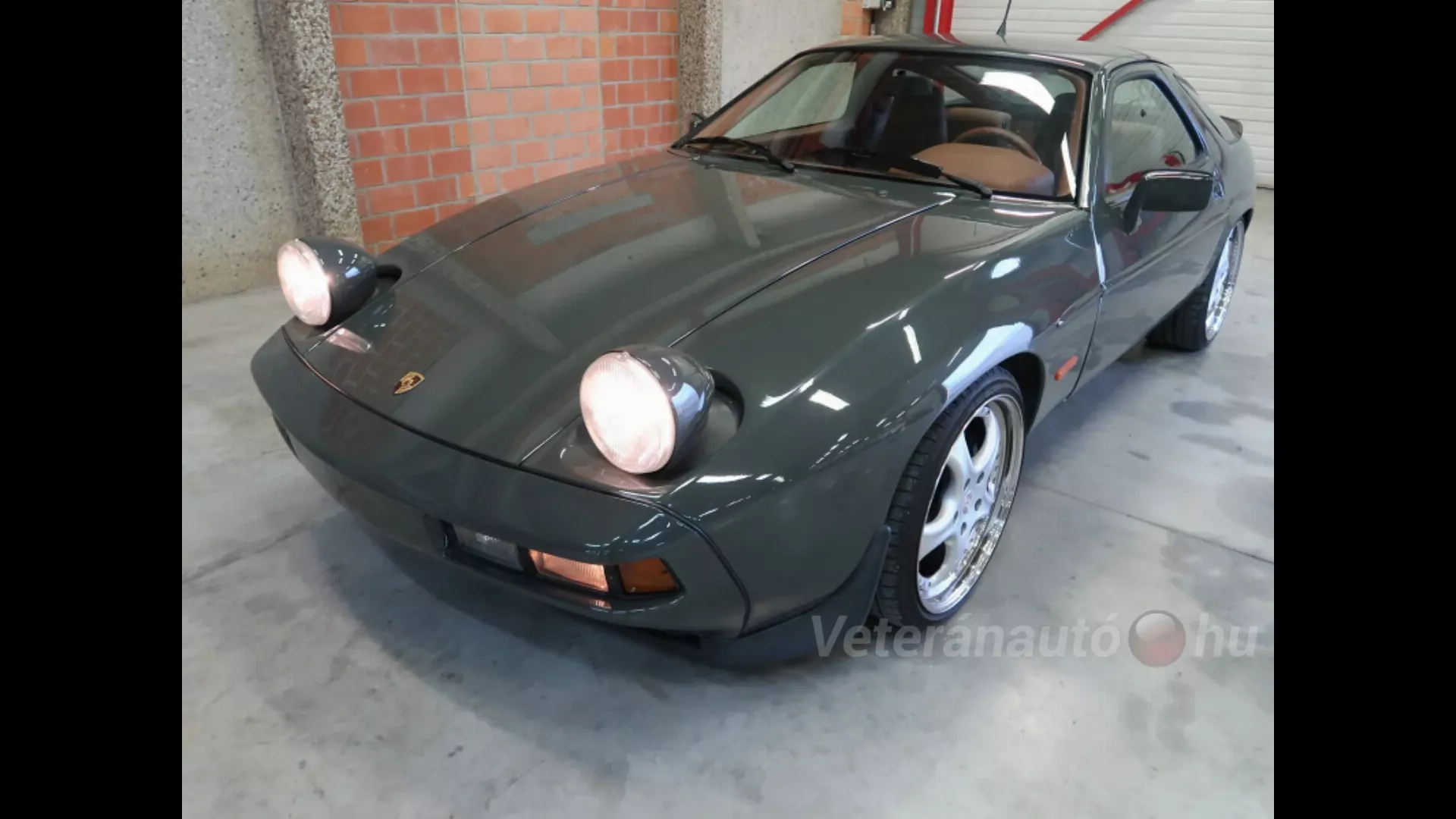 Porsche 928S